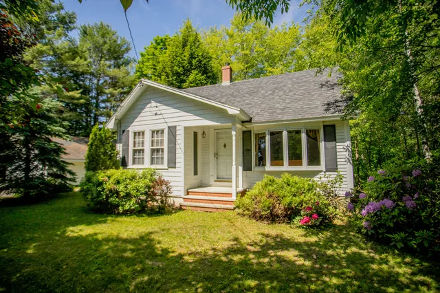 $189,000 | 142 Military Road, Greenbush, ME 04418