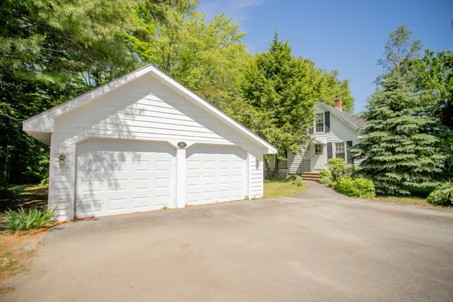 $189,000 | 142 Military Road, Greenbush, ME 04418