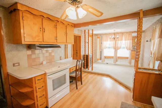 $189,000 | 142 Military Road, Greenbush, ME 04418