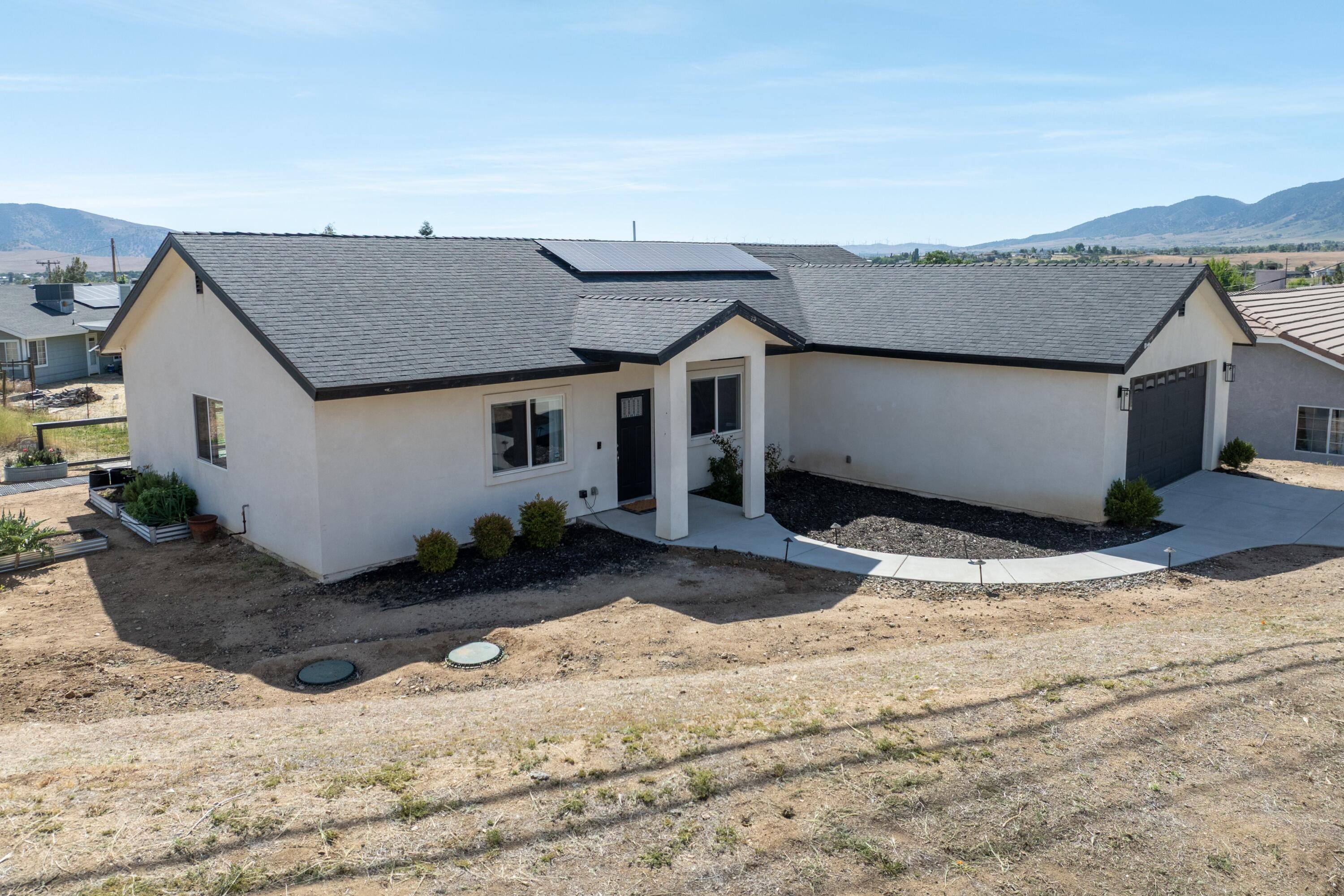 22612 Mariposa Road Tehachapi, CA 93561 - Photo 23 of 29 21-DJI_0856-HDR