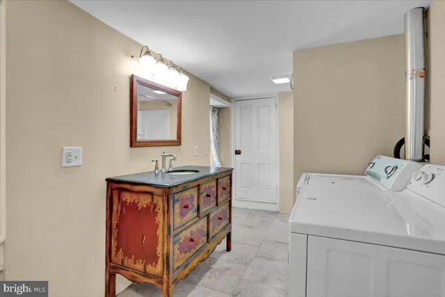 $1,280,000 | 739 Boar Road, Mohrsville, PA 19541