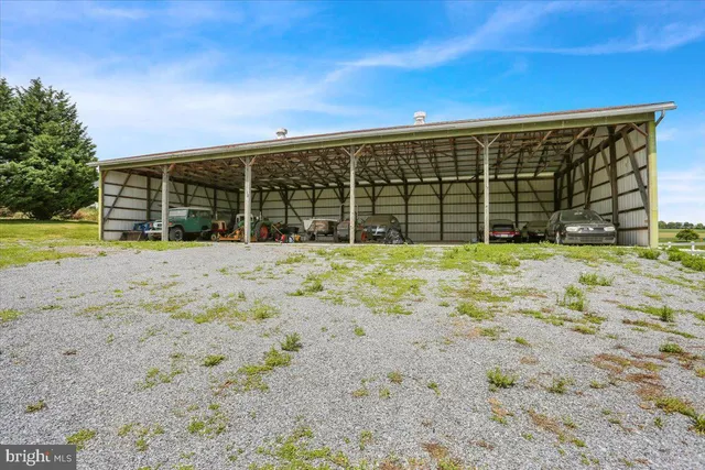 $1,280,000 | 739 Boar Road, Mohrsville, PA 19541