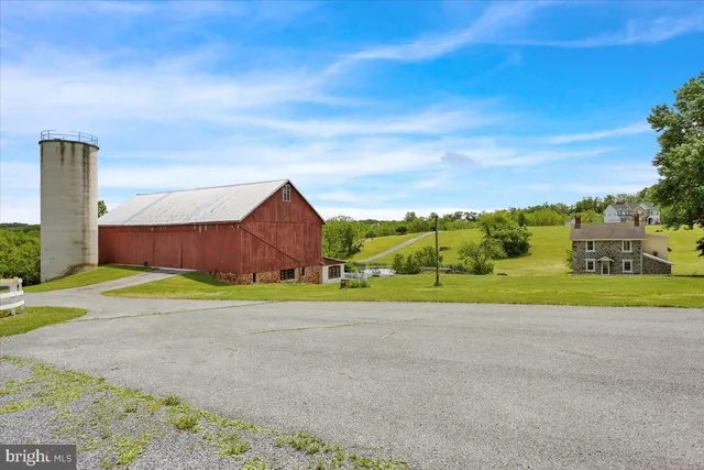 $1,280,000 | 739 Boar Road, Mohrsville, PA 19541