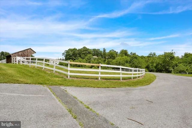 $1,280,000 | 739 Boar Road, Mohrsville, PA 19541
