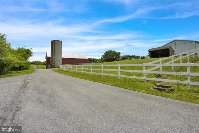 $1,280,000 | 739 Boar Road, Mohrsville, PA 19541