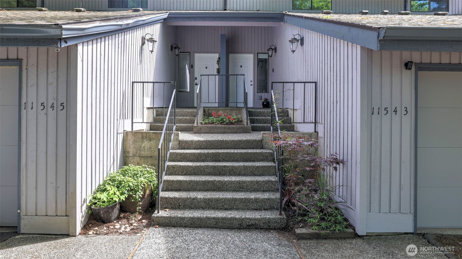 11543 Southeast 175th Street, Unit 3 Renton, WA 98055 - Photo 3 of 38
