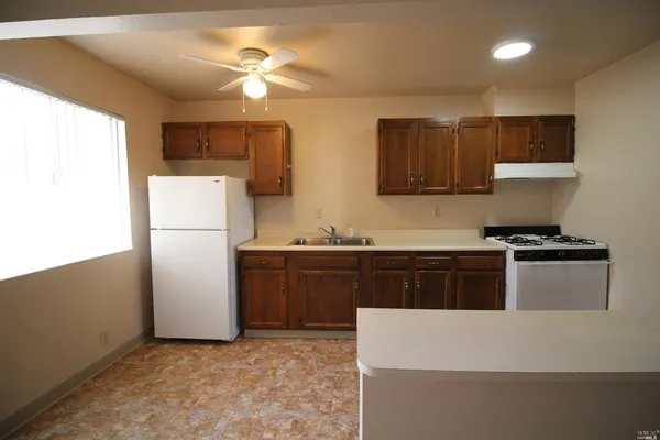 $1,500 | 1567 Alamo Drive, Unit 22, Vacaville, CA 95687