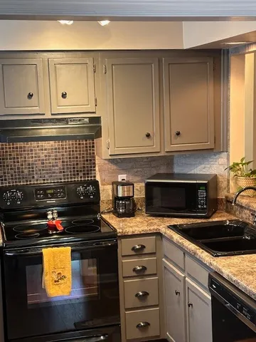 $385,000 | 4932 Yorkshire Road, Nashville, TN 37211