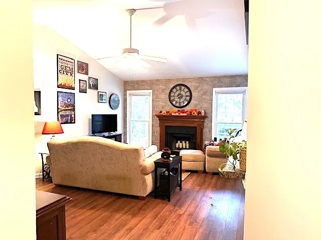 $385,000 | 4932 Yorkshire Road, Nashville, TN 37211