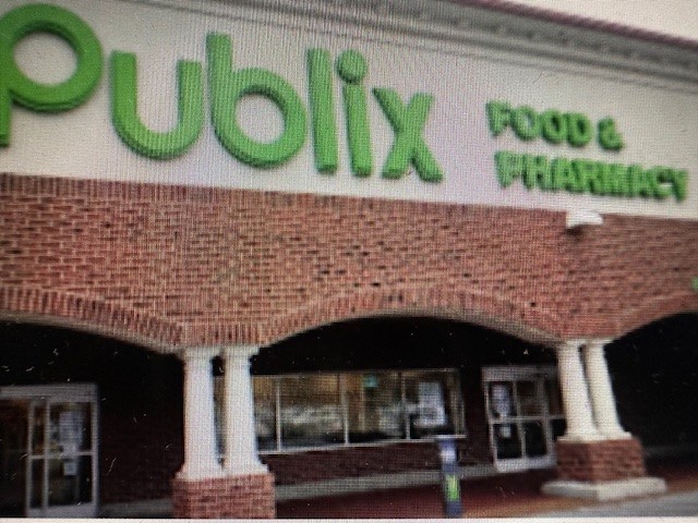 4932 Yorkshire Road Nashville, TN 37211 - Photo 31 of 33 a front view of a house with garden