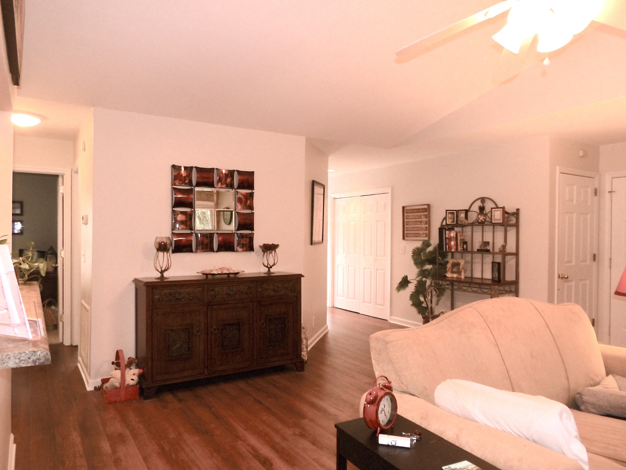 4932 Yorkshire Road Nashville, TN 37211 - Photo 5 of 33 a living room with furniture and wooden floor