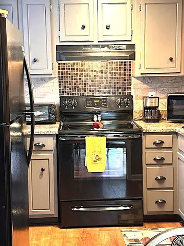 $385,000 | 4932 Yorkshire Road, Nashville, TN 37211