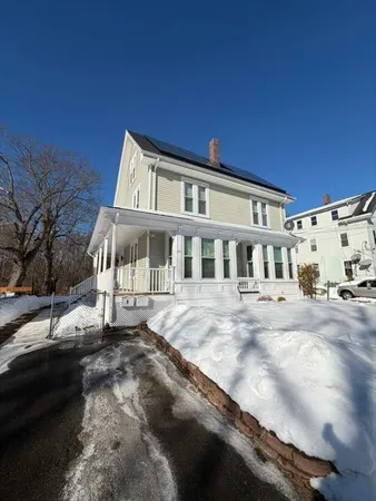 $3,700 | 30 Riverview Street, Unit 2, Brockton, MA 02302