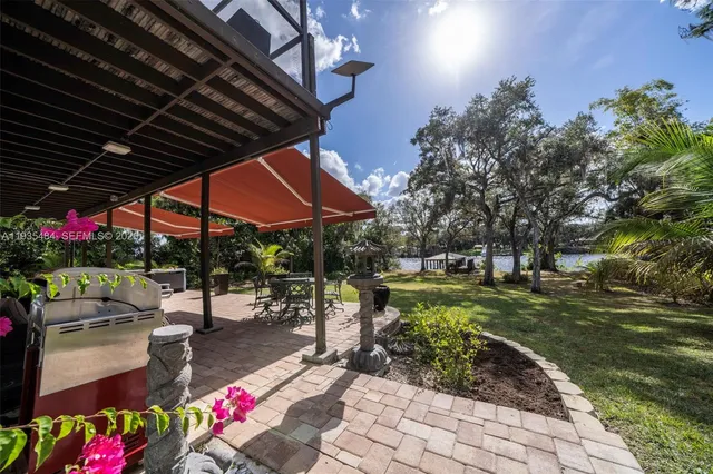 $1,650,000 | 4359 Cr 78 La, LaBelle, FL 33935