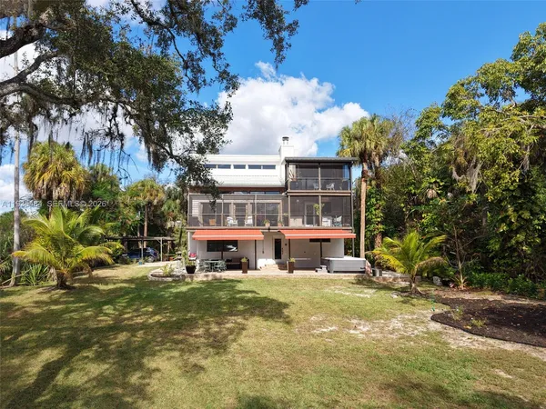 $1,549,999 | 4359 Cr 78 La, LaBelle, FL 33935