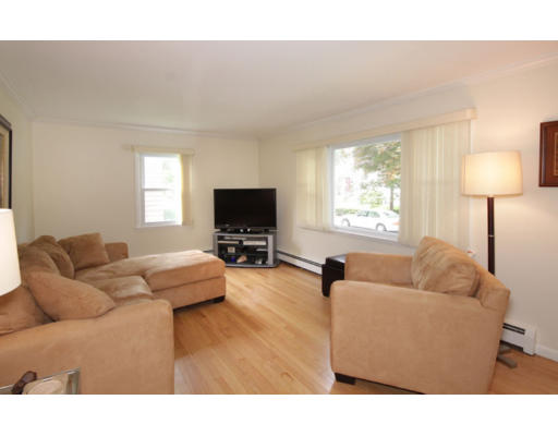 10 Running Brook Road Boston, MA 02132 - Photo 7 of 23 Gallery Image 7