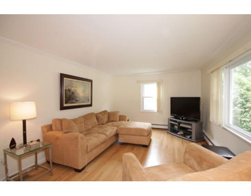 10 Running Brook Road Boston, MA 02132 - Photo 8 of 23 Gallery Image 8