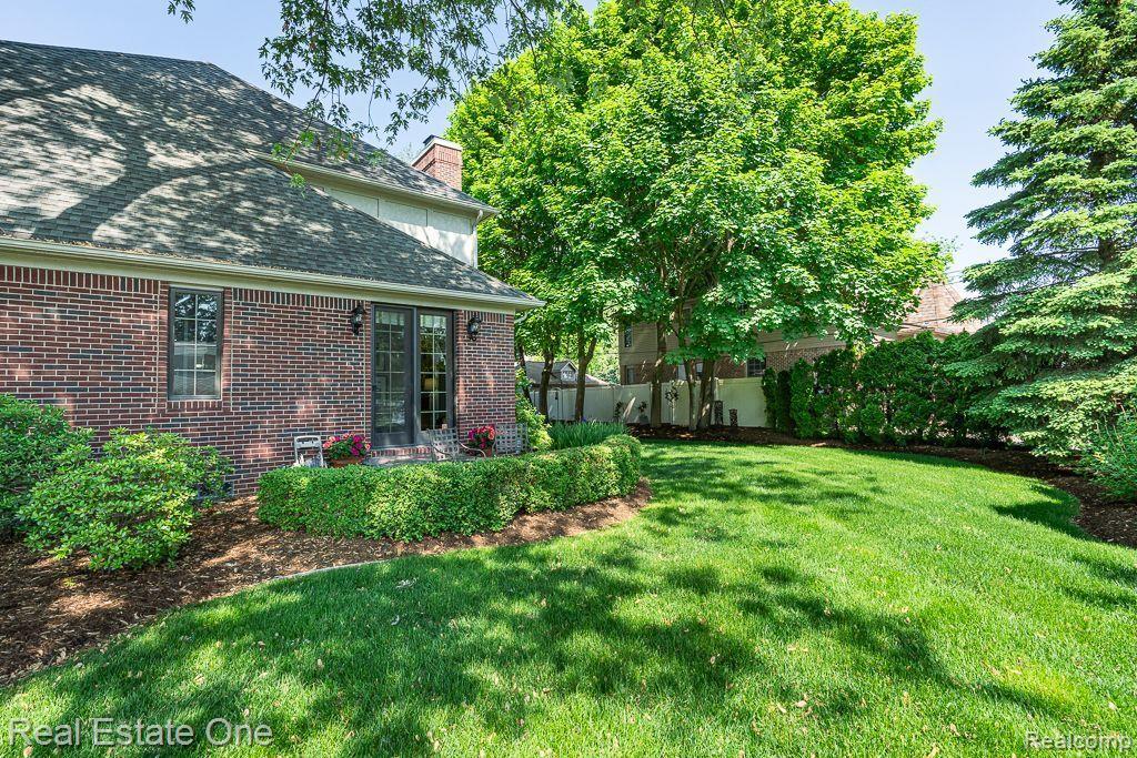 1004 1st Street Rochester, MI 48307 - Photo 29 of 34