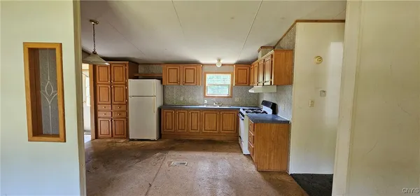$86,000 | 38942 Highway 3, Wilna, NY 13619