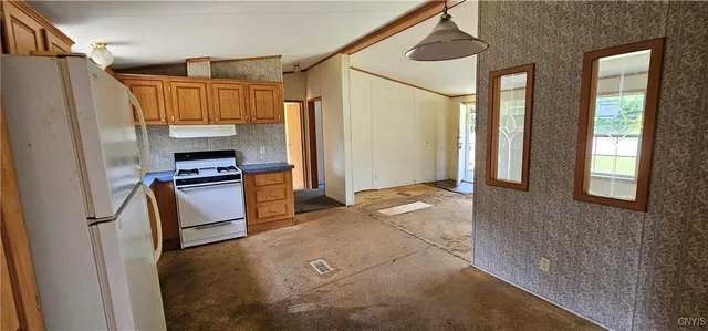 $95,000 | 38942 Highway 3, Wilna, NY 13619