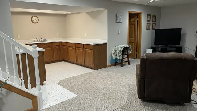 $310,000 | 407 Raven Drive, Manteno, IL 60950