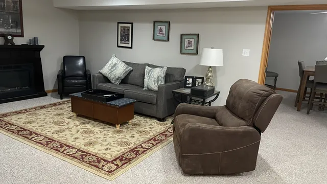 $310,000 | 407 Raven Drive, Manteno, IL 60950