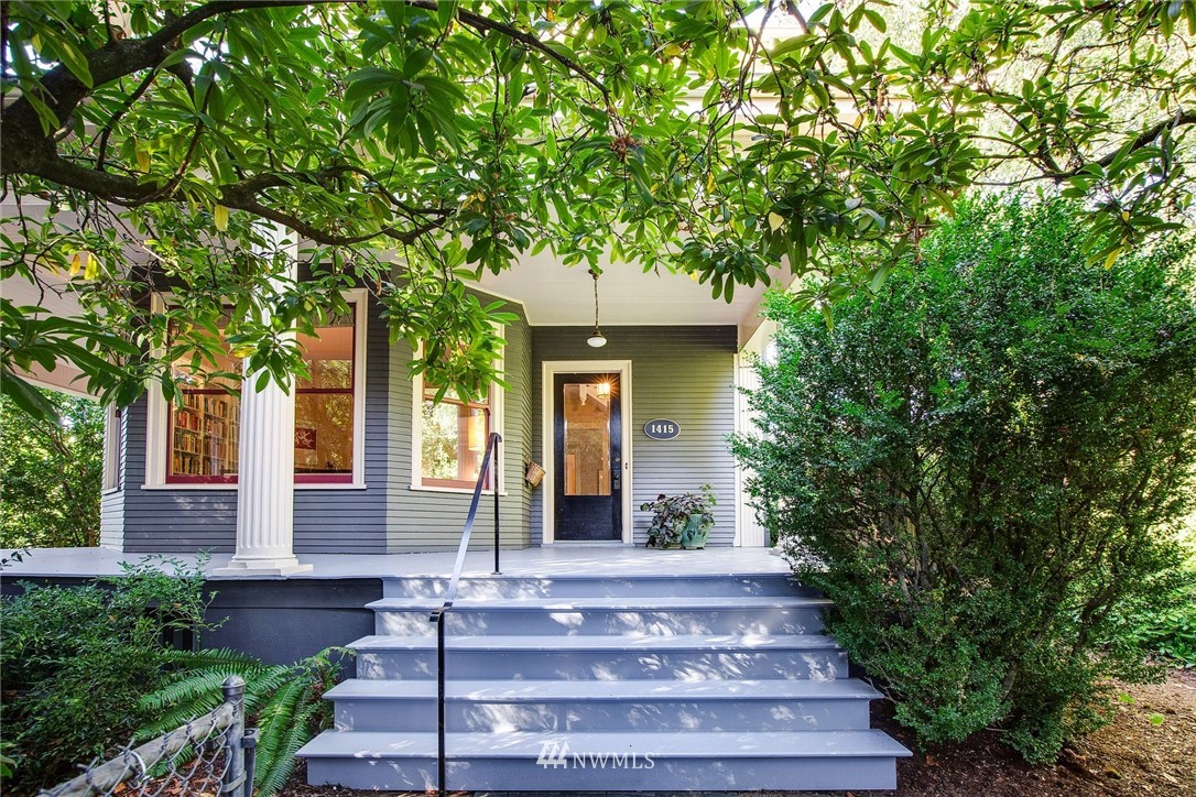 1415 35th Avenue Seattle, WA 98122 - Photo 3 of 25