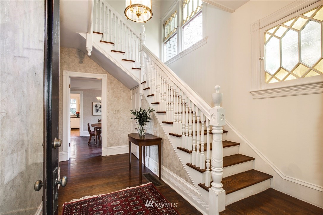 1415 35th Avenue Seattle, WA 98122 - Photo 6 of 25