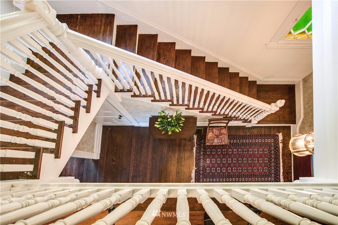 1415 35th Avenue Seattle, WA 98122 - Photo 8 of 25