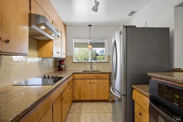 $666,000 | 272 Adele Avenue, Rohnert Park, CA 94928