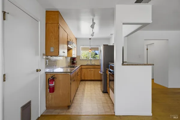 $666,000 | 272 Adele Avenue, Rohnert Park, CA 94928