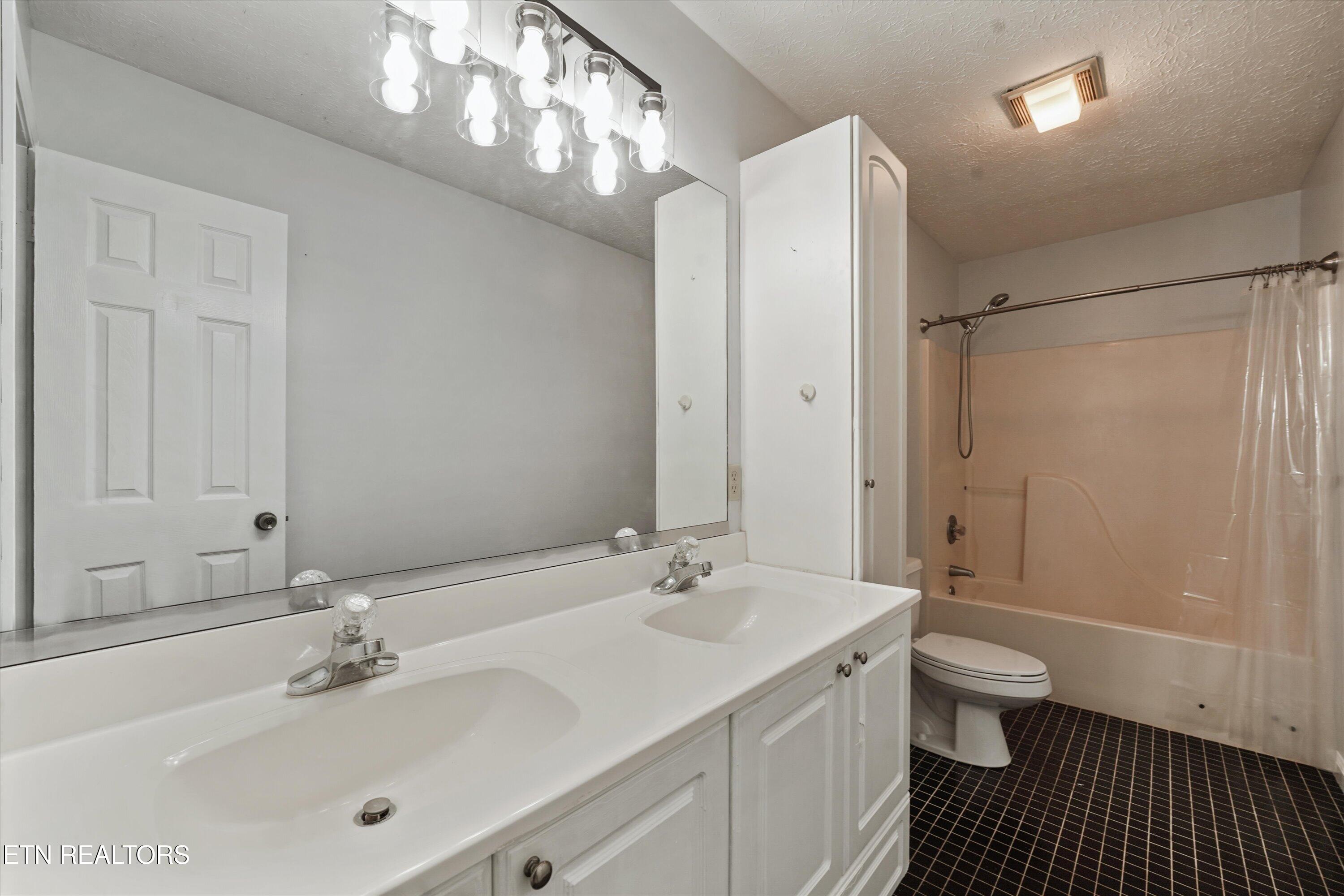 712 Kimbee Road Knoxville, TN 37923 - Photo 26 of 43 24-712 Kimbee Rd 14