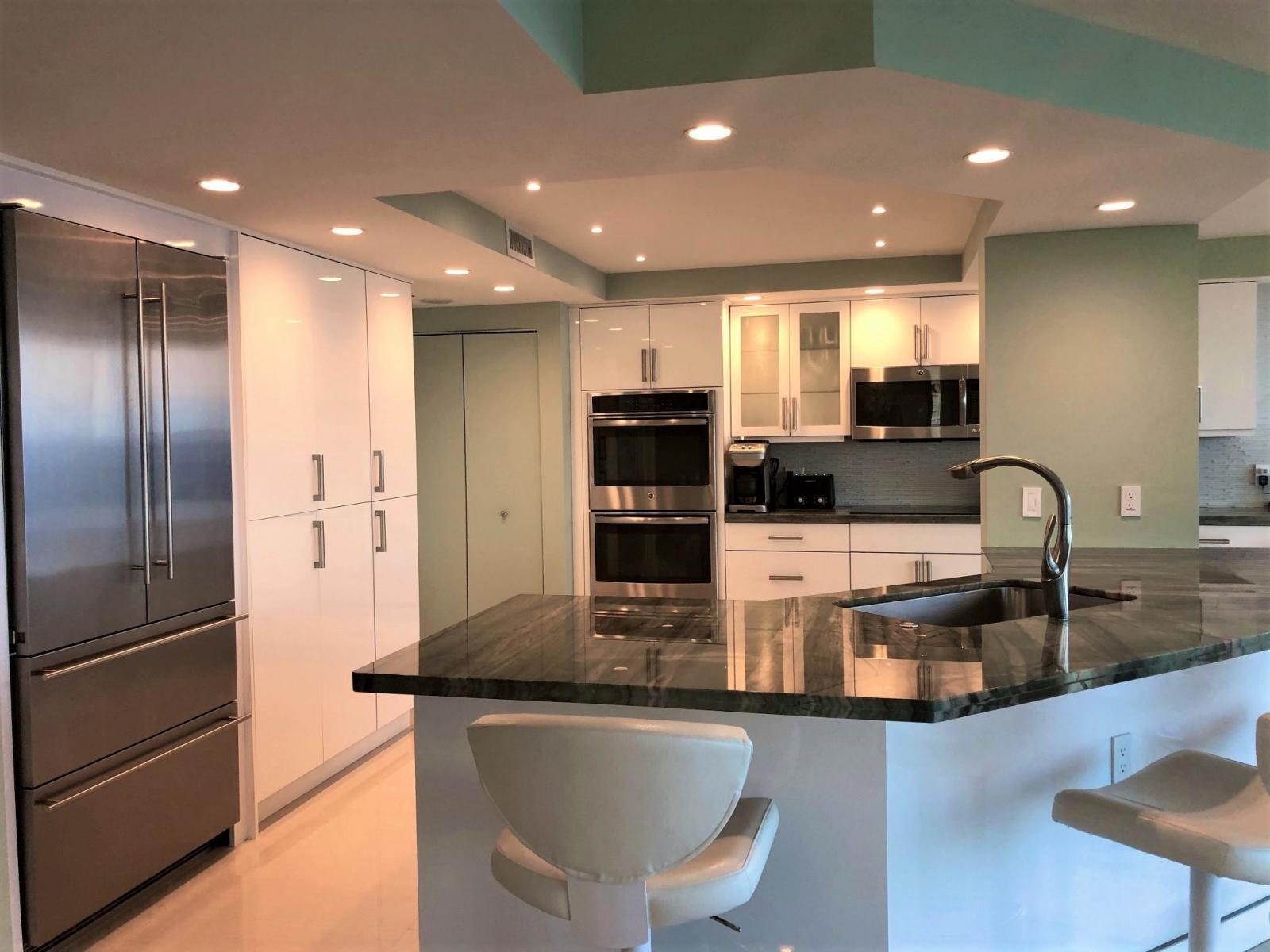 250 South Ocean Boulevard, Unit 17A Boca Raton, FL 33432 - Photo 10 of 22 AP KITCH 3