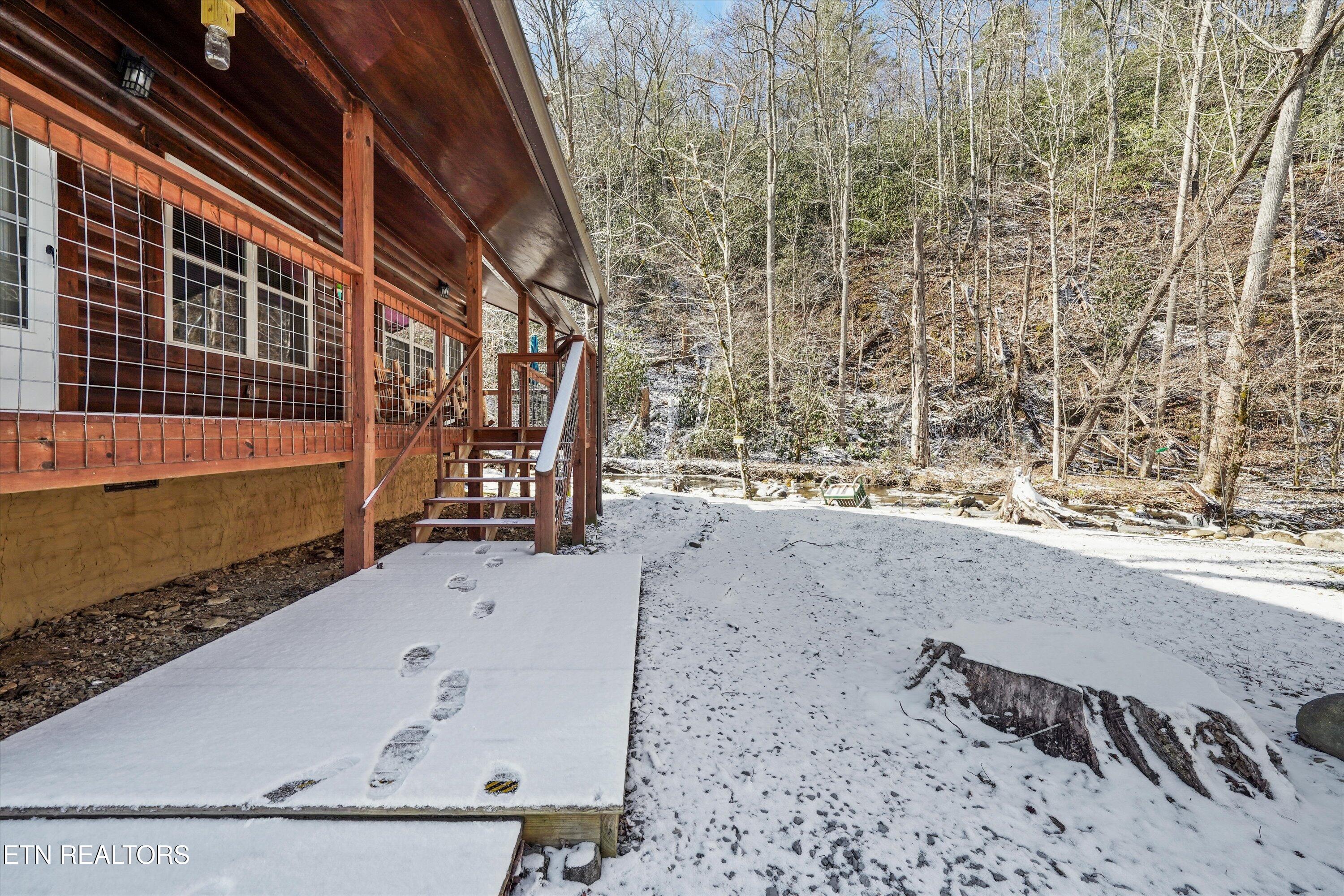 5236 Mathis Branch Road Gatlinburg, TN 37738 - Photo 33 of 50 Rear Exterior