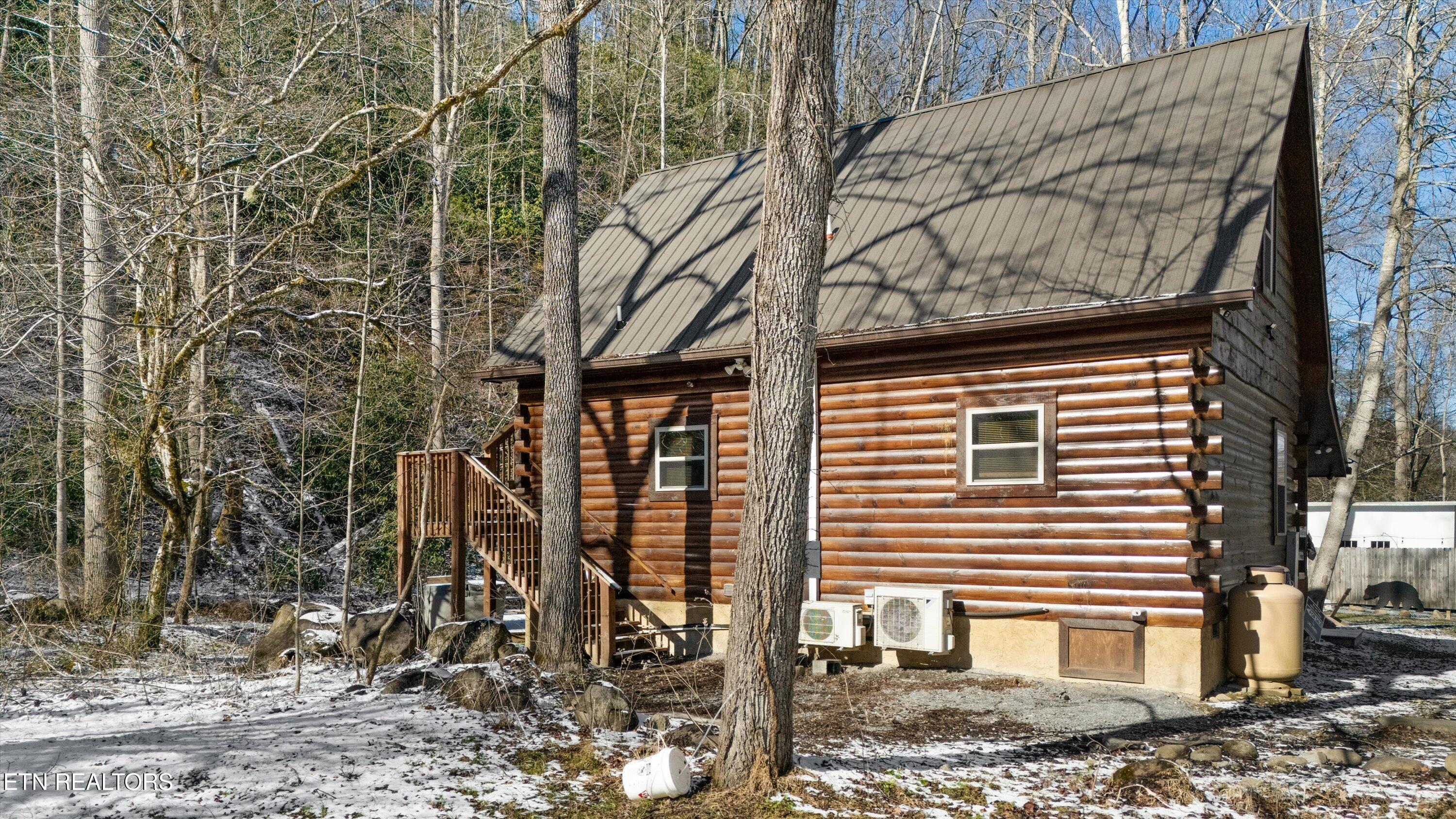 5236 Mathis Branch Road Gatlinburg, TN 37738 - Photo 35 of 50 Rear Exterior