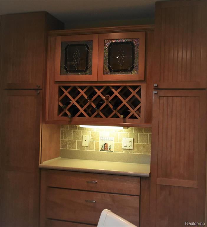 31161 Old Stage Road Beverly Hills, MI 48025 - Photo 21 of 32
