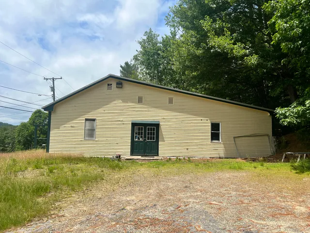 $149,900 | 191 North Main Street, Greenwood, ME 04255