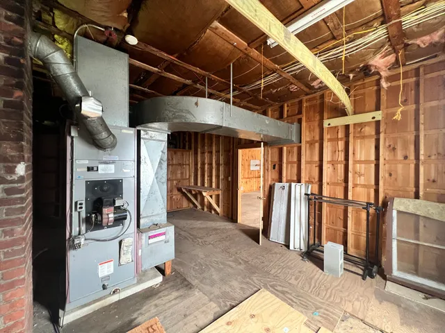 $149,900 | 191 North Main Street, Greenwood, ME 04255