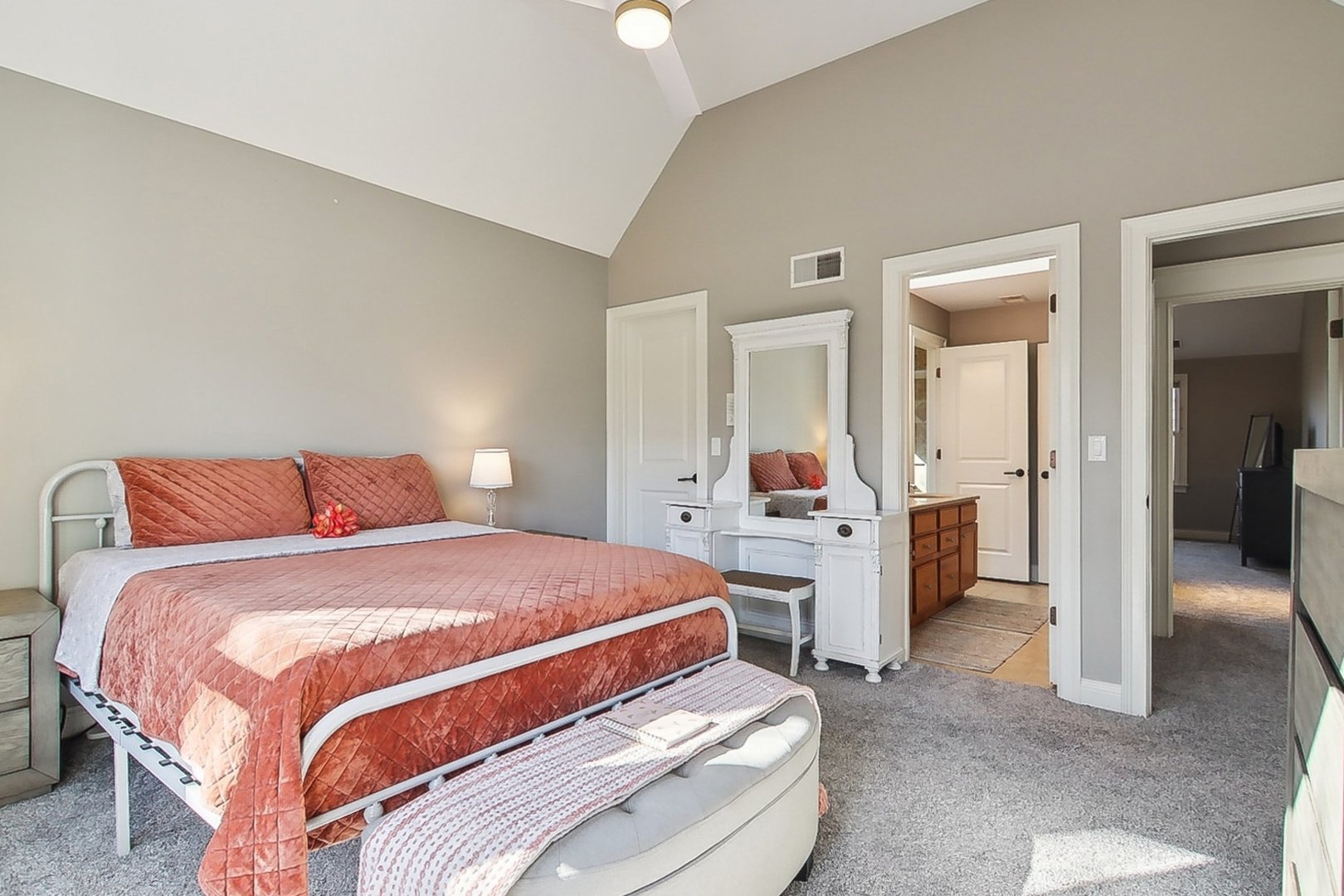 39W240 Highway 64 St. Charles, IL 60175 - Photo 28 of 63