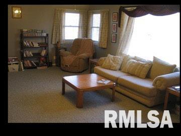 2113 Waltonville Road Mount Vernon, IL 62864 - Photo 3 of 14 Gallery Image 3
