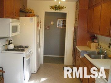 2113 Waltonville Road Mount Vernon, IL 62864 - Photo 7 of 14 Gallery Image 7