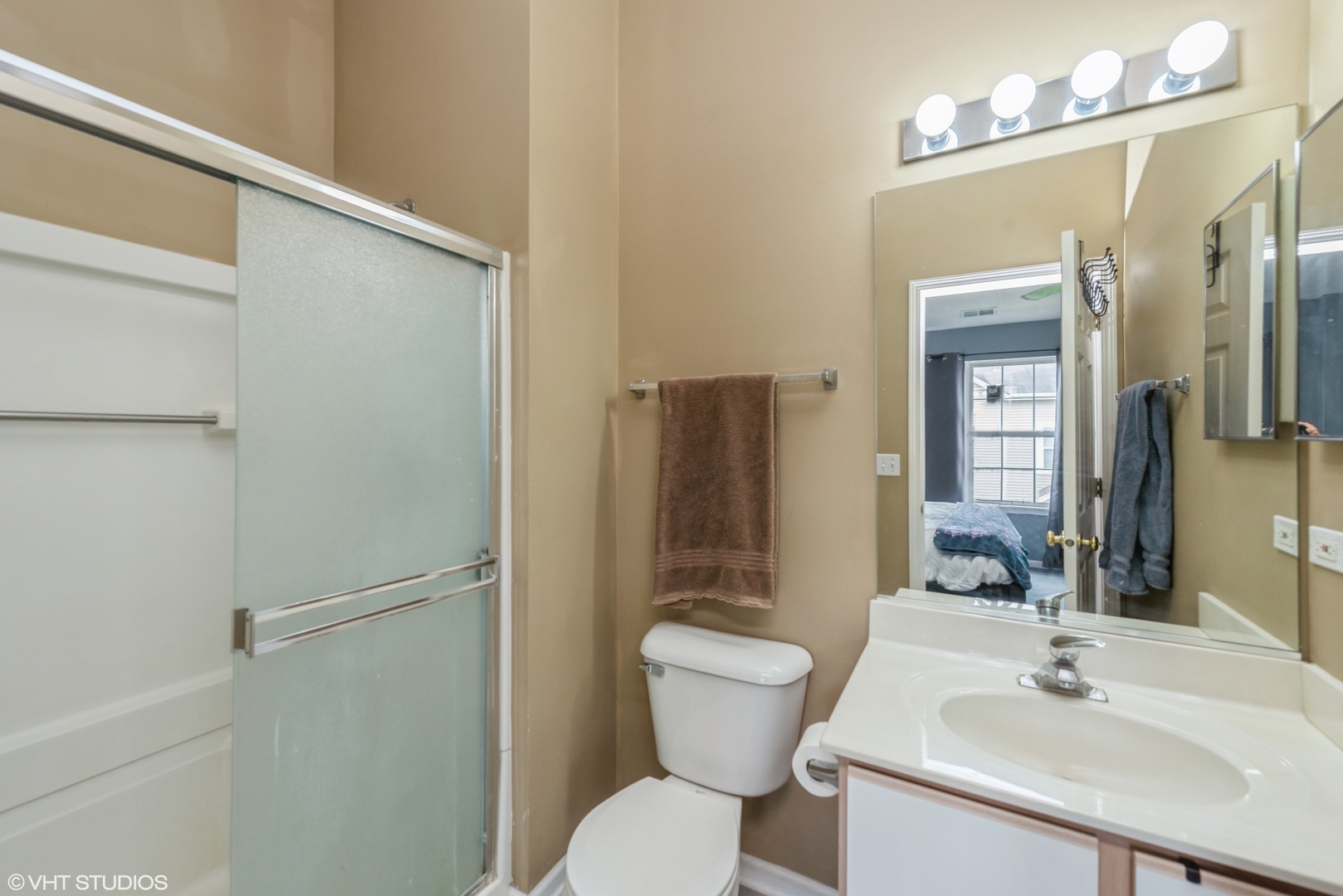 272 Holiday Lane Hainesville, IL 60073 - Photo 9 of 15