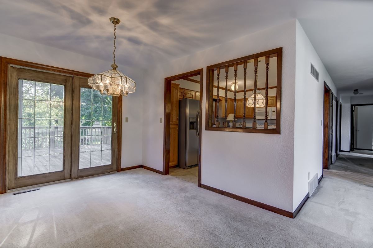 805 Freemans Farm Road Springfield, IL 62704 - Photo 15 of 36