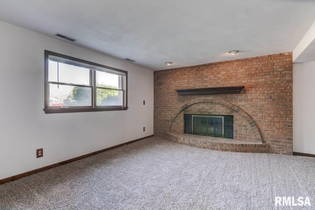 805 Freemans Farm Road Springfield, IL 62704 - Photo 31 of 36