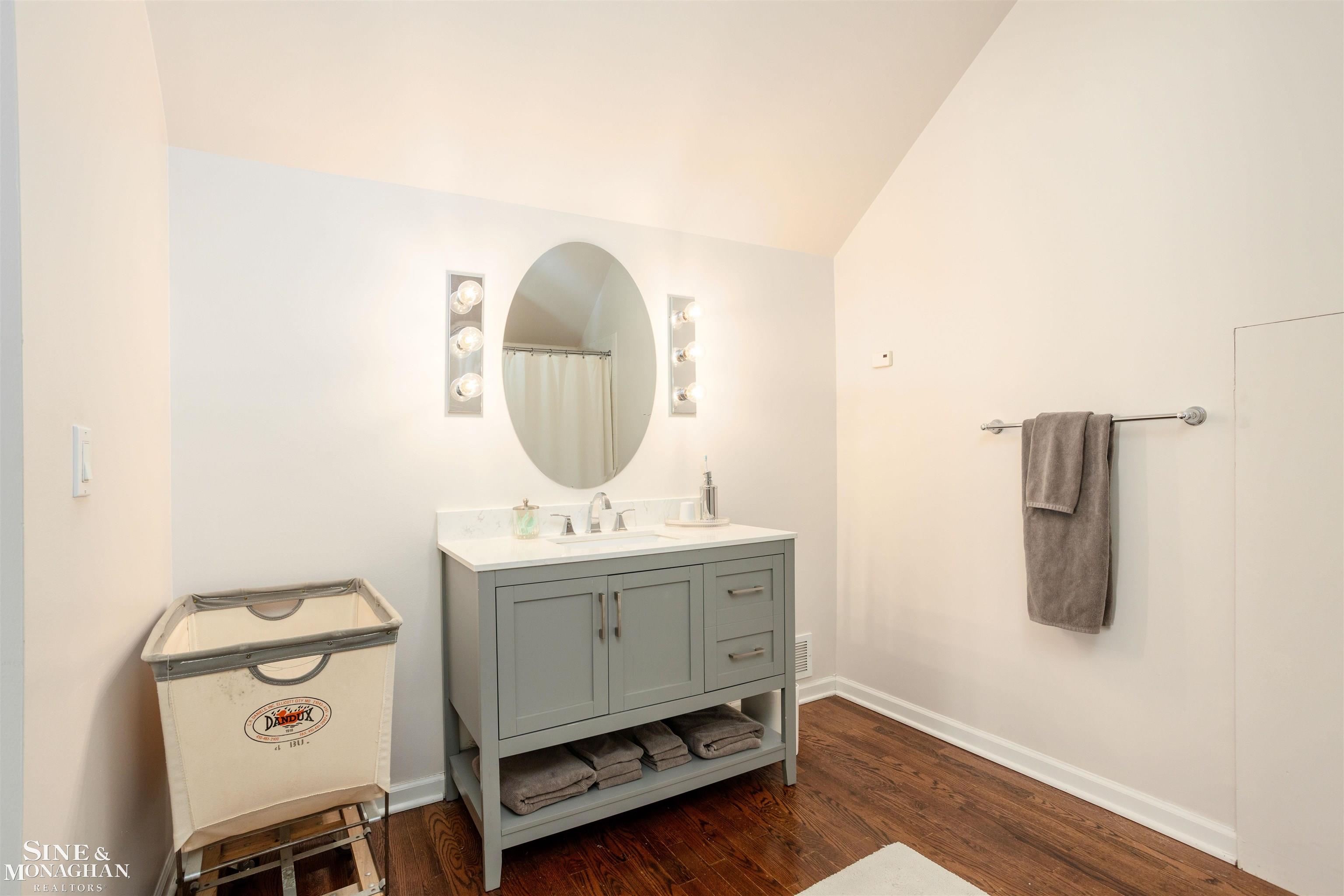 29 Fisher Road Grosse Pointe, MI 48230 - Photo 36 of 62