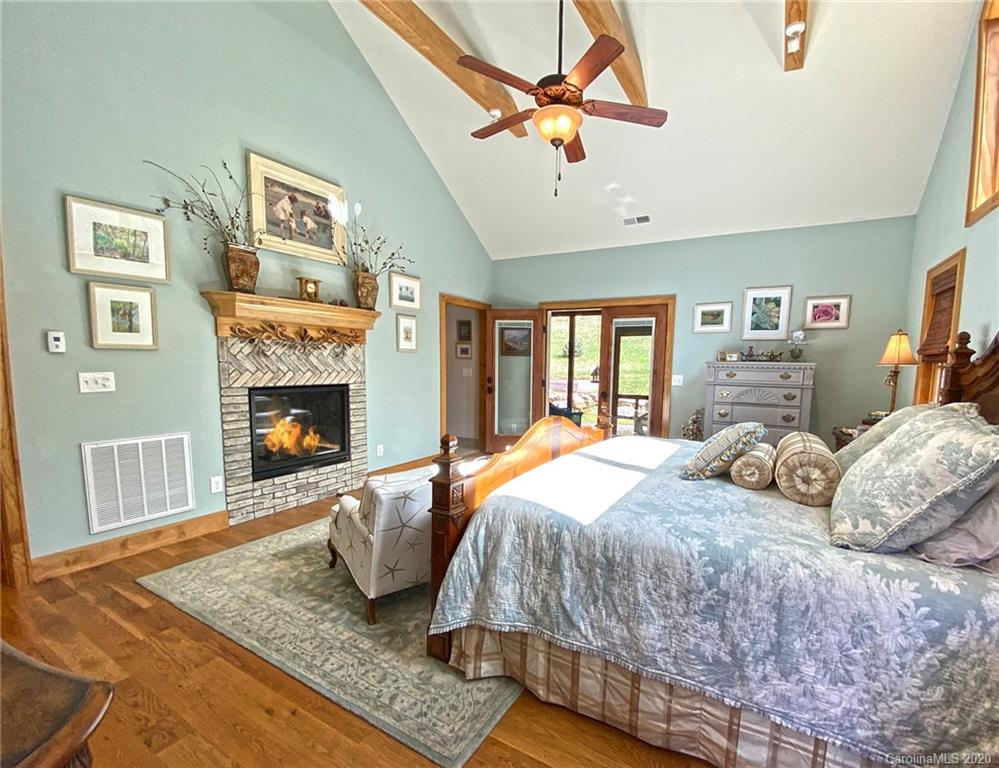 1471 Howard Moore Road Hot Springs, NC 28743 - Photo 14 of 44 Gallery Image 14