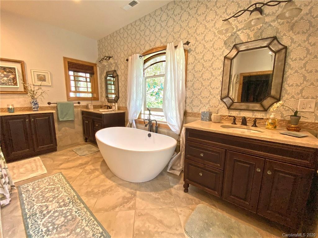 1471 Howard Moore Road Hot Springs, NC 28743 - Photo 15 of 44 Gallery Image 15
