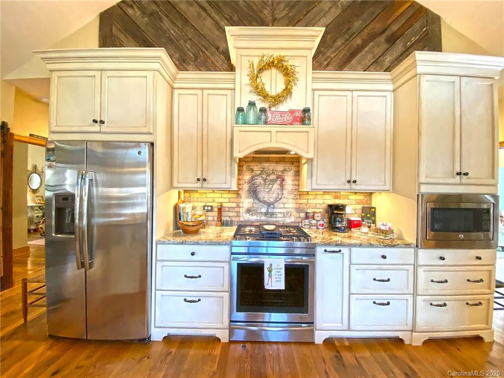 1471 Howard Moore Road Hot Springs, NC 28743 - Photo 20 of 44 Gallery Image 20