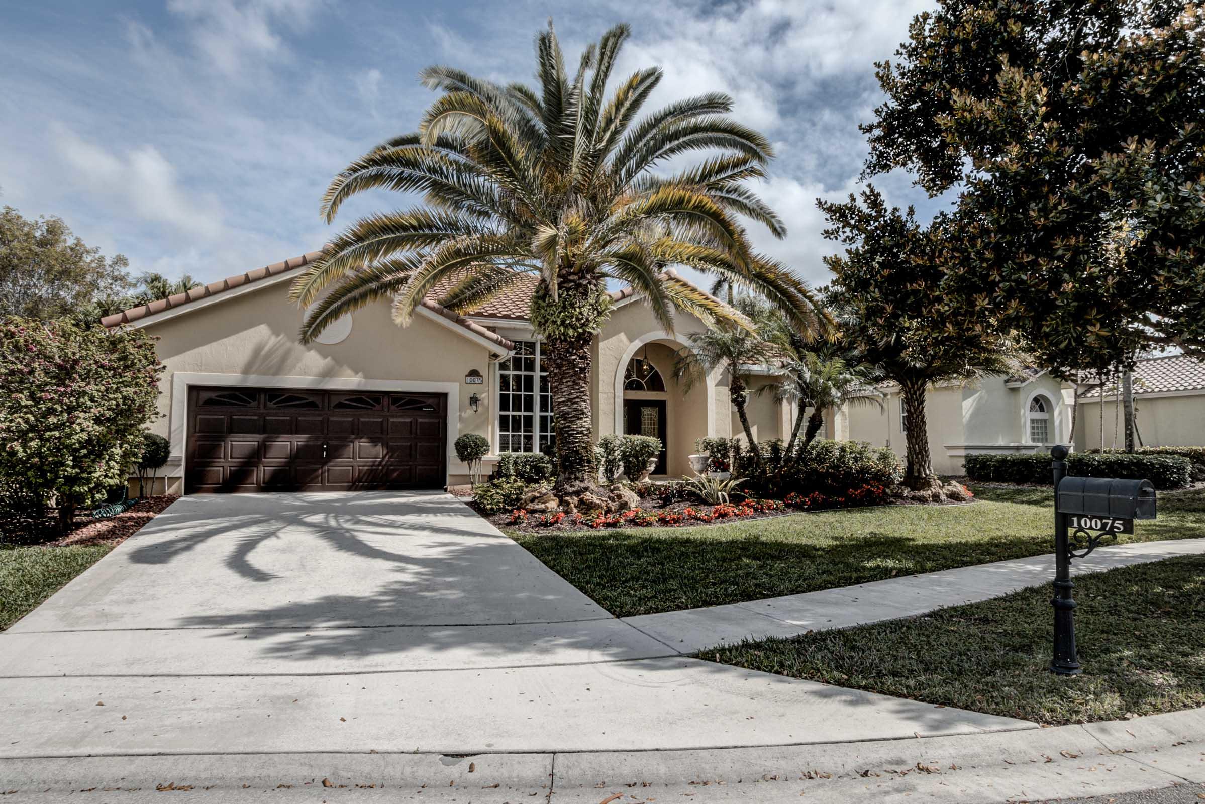 10075 Umberland Place Boca Raton, FL 33428 - Photo 1 of 58 Front