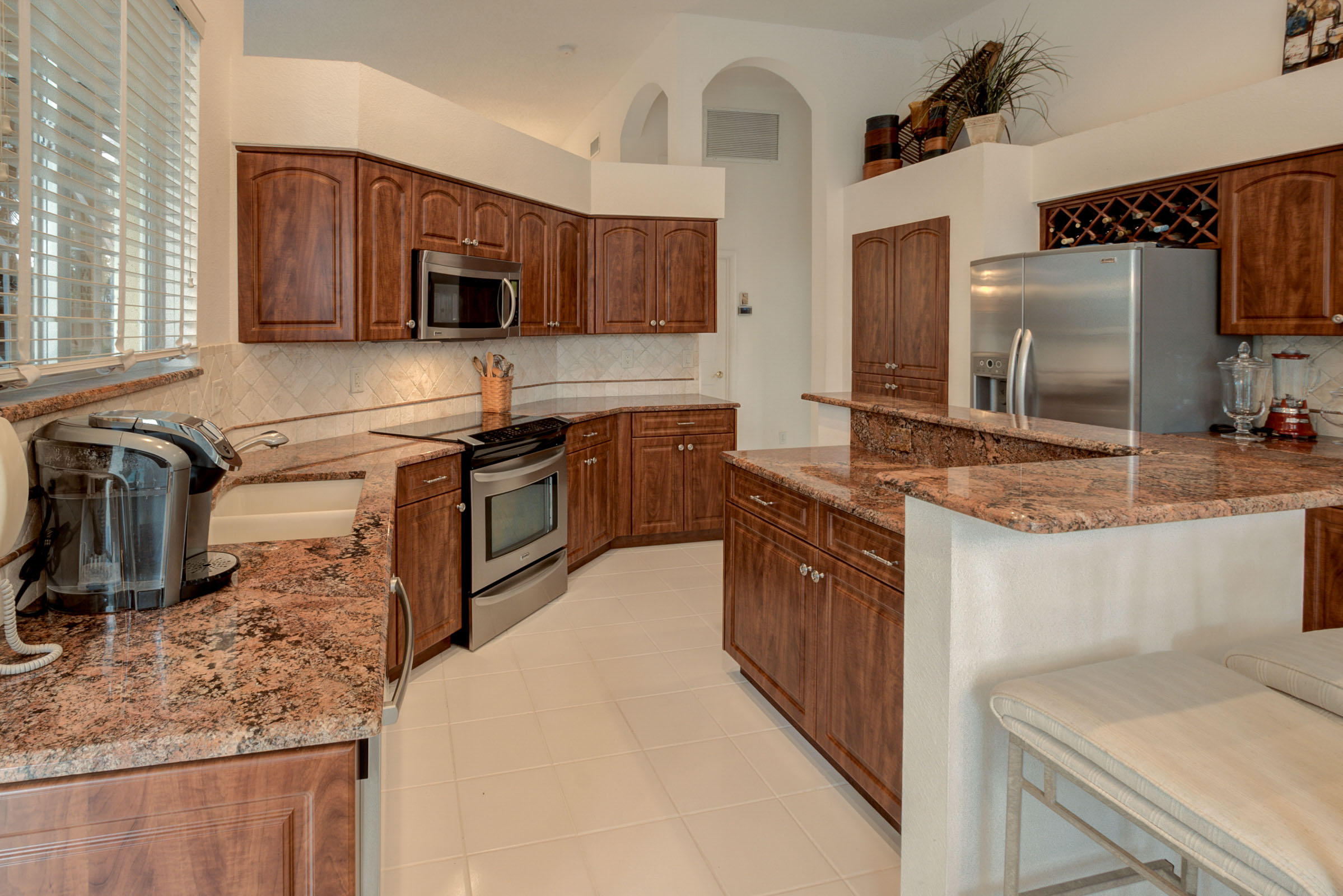 10075 Umberland Place Boca Raton, FL 33428 - Photo 15 of 58 Kitchen